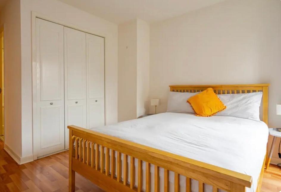 Modern Spacious Retreat Full Fibre Wi-Fi & Free Parking Единбург Екстериор снимка